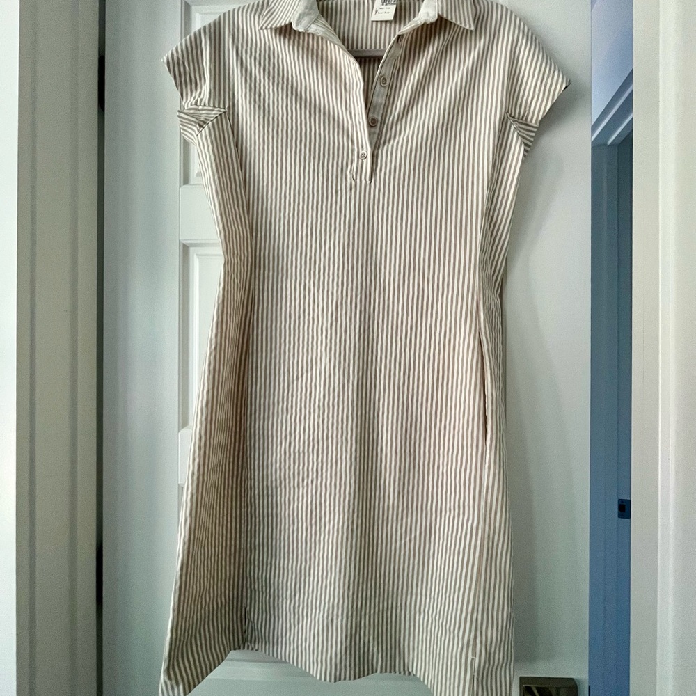 NWT Renuar Collared Seersucker Shift Dress size M